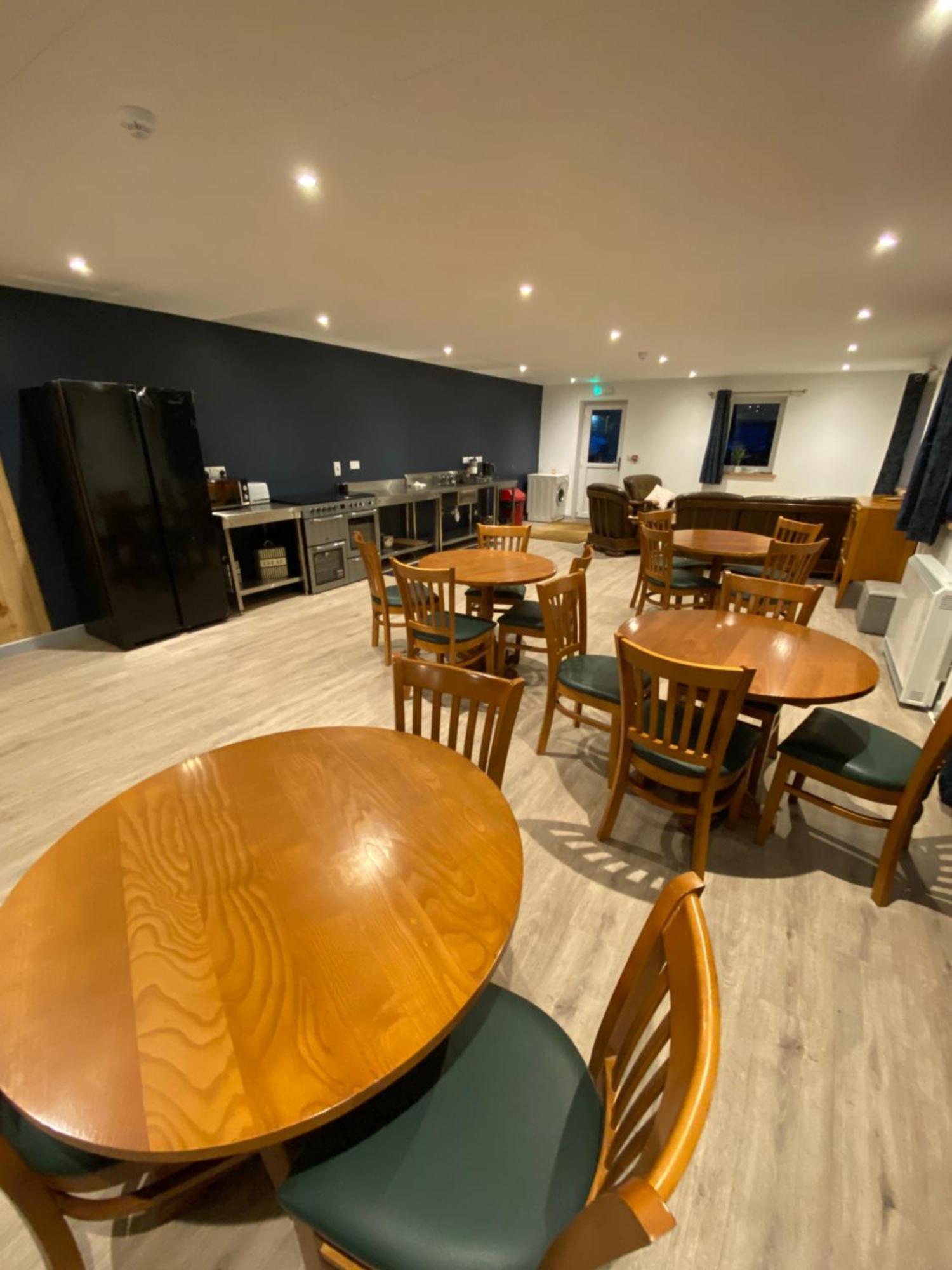 Modern Studio Apartment Set Beneath The Black Mountains A Stones Throw From The Offas Dyke Path Clodock Kültér fotó