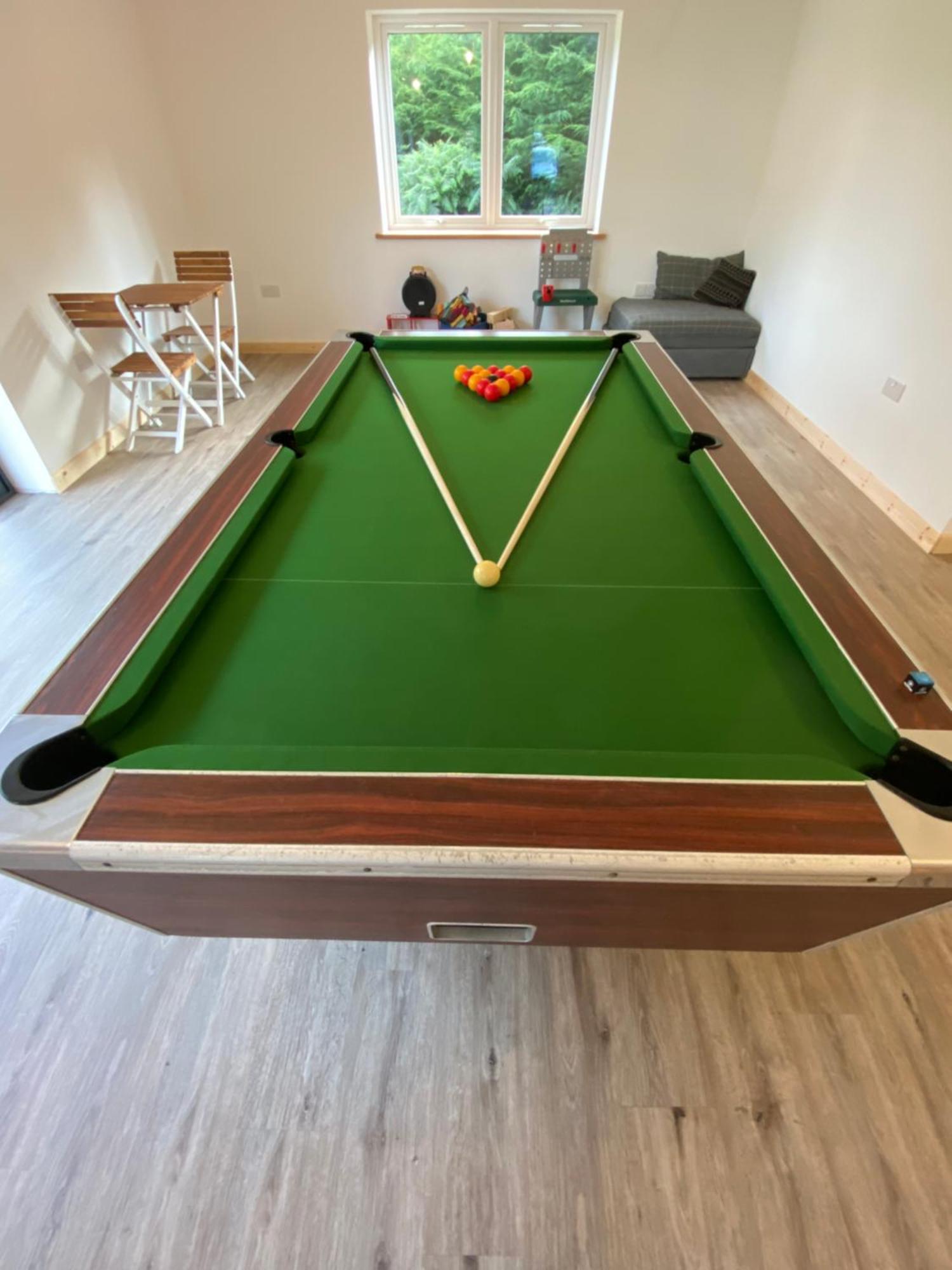 Modern Studio Apartment Set Beneath The Black Mountains A Stones Throw From The Offas Dyke Path Clodock Kültér fotó