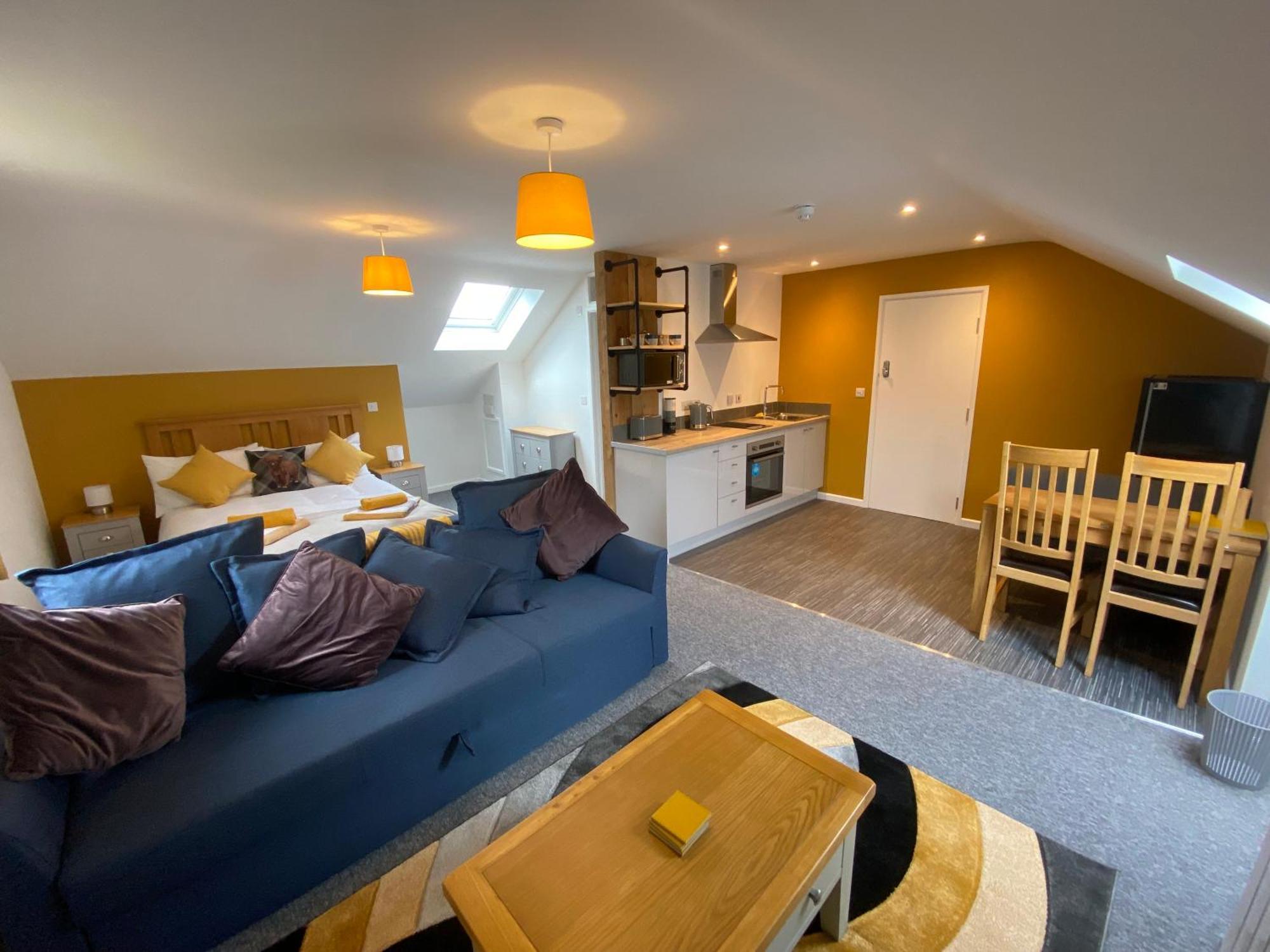 Modern Studio Apartment Set Beneath The Black Mountains A Stones Throw From The Offas Dyke Path Clodock Kültér fotó
