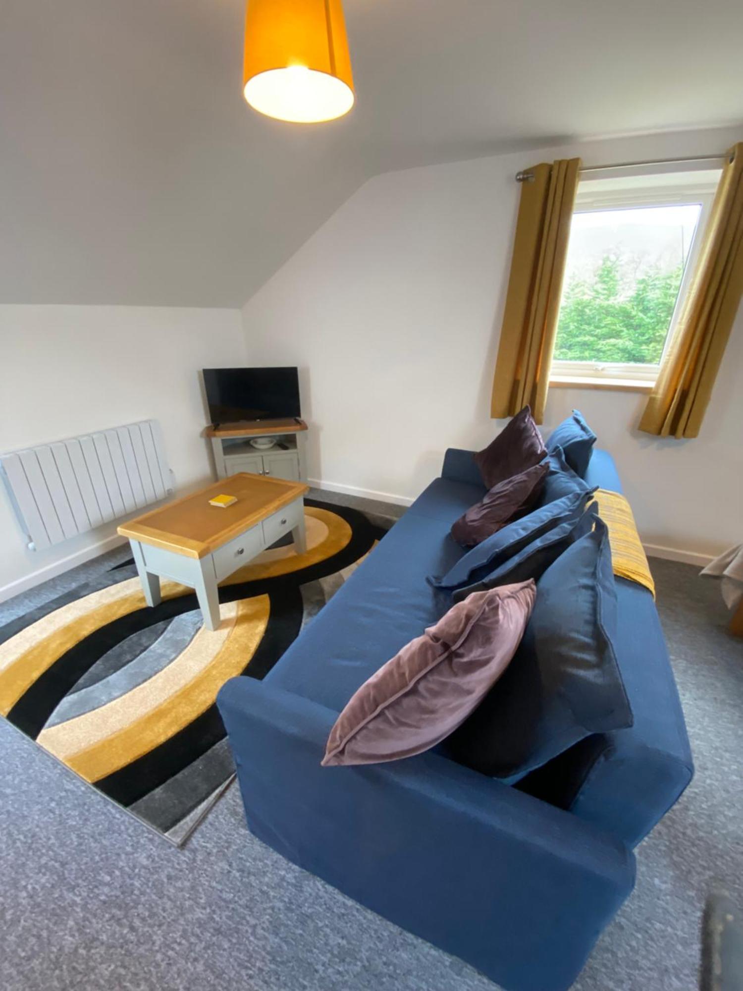 Modern Studio Apartment Set Beneath The Black Mountains A Stones Throw From The Offas Dyke Path Clodock Kültér fotó